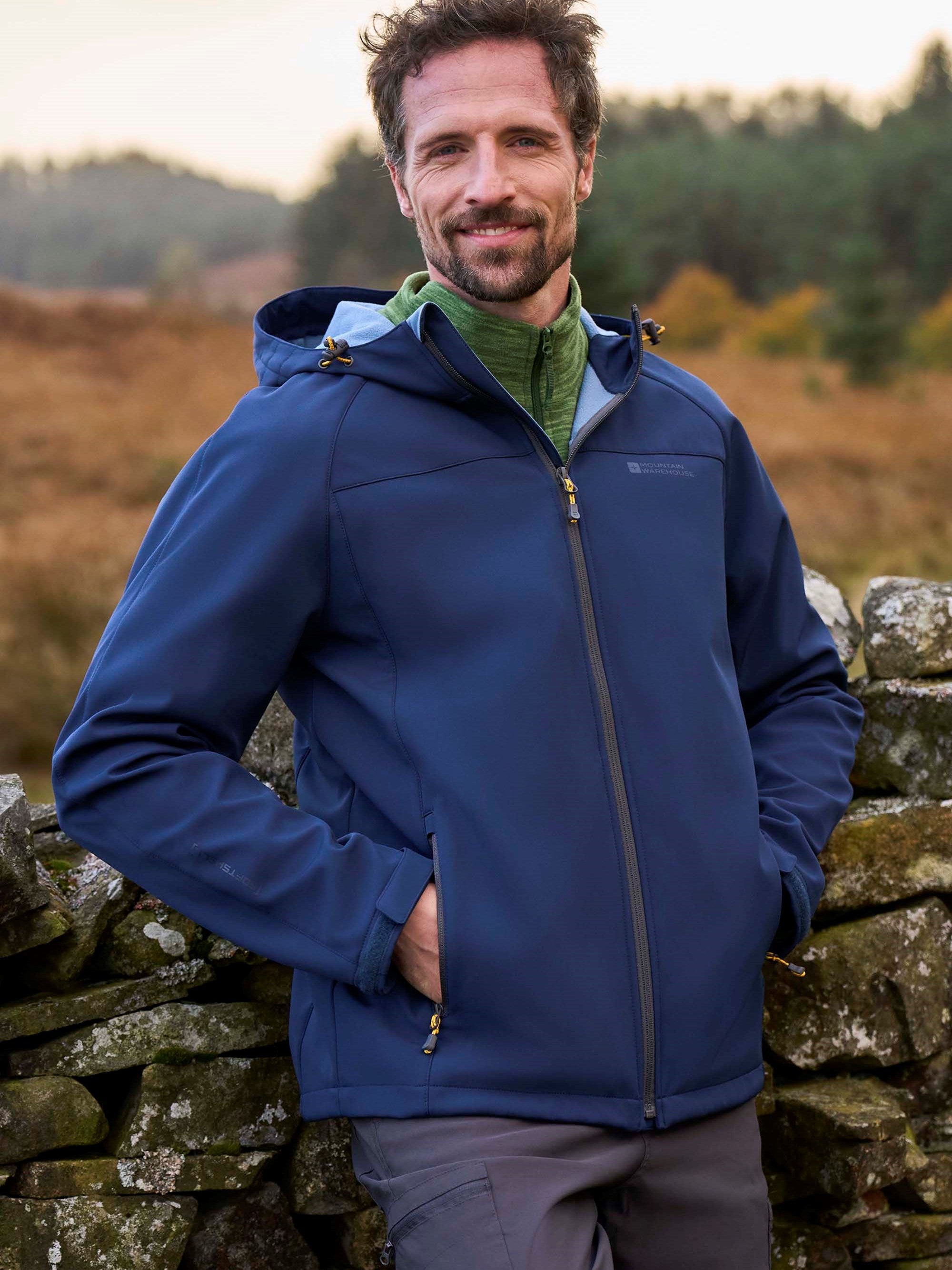 Men's Water-Resistant Softshell Jacket for Outdoor Adventures