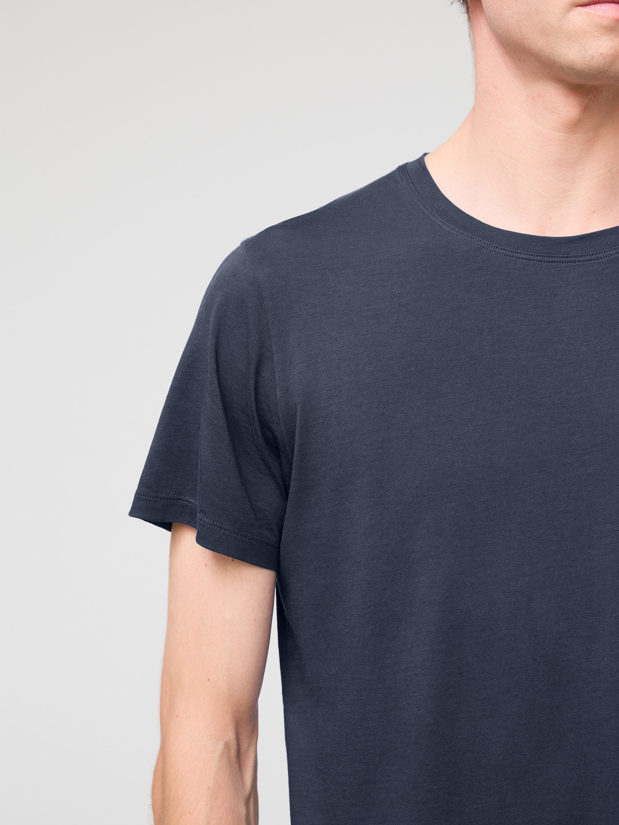 Duer Men's Pima Cotton Tee